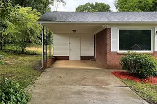 2346 Woodleaf Dr, Gastonia, NC 28052 - Photo 2