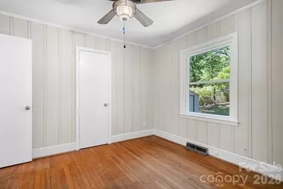 3960 Bristol Drive, Charlotte, NC 28208 - Photo 18