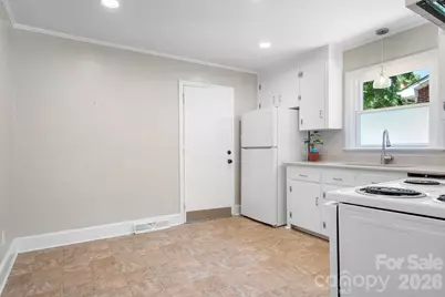3960 Bristol Drive, Charlotte, NC 28208 - Photo 12