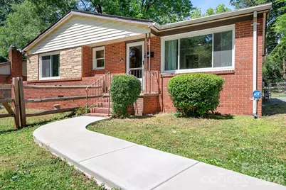 3960 Bristol Drive, Charlotte, NC 28208 - Photo 2