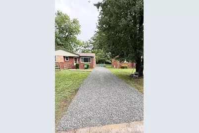 3960 Bristol Drive, Charlotte, NC 28208 - Photo 4