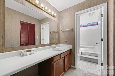 8015 Cedar Glen Drive, Charlotte, NC 28212 - Photo 16