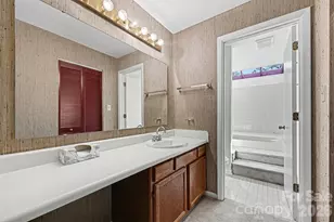 8015 Cedar Glen Dr, Charlotte, NC 28212 - Photo 16