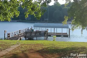 447 Kemp Rd, Mooresville, NC 28117 - Photo 2