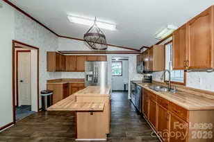 447 Kemp Rd, Mooresville, NC 28117 - Photo 8