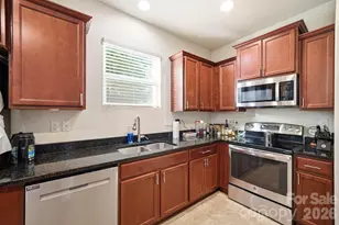 504 Knothole Ln, Charlotte, NC 28214 - Photo 8
