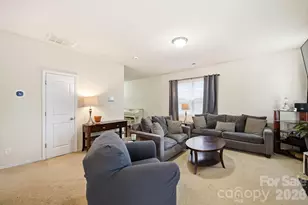 504 Knothole Ln, Charlotte, NC 28214 - Photo 6