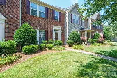 8165 Bridgegate Drive, Huntersville, NC 28078 - Photo 2