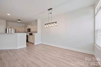 8165 Bridgegate Drive, Huntersville, NC 28078 - Photo 12