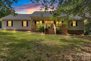 1739 Westbrook Rd, Edgemoor, SC 29712 - Photo 1