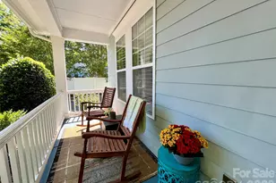 12422 Brenthaven Dr, Davidson, NC 28036 - Photo 2