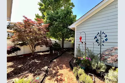 12422 Brenthaven Drive, Davidson, NC 28036 - Photo 4