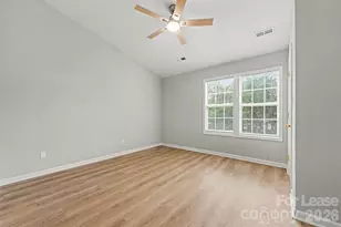 4413 Eaves Ln, Charlotte, NC 28215 - Photo 12