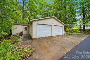 104 Laurelwood Dr, Morganton, NC 28655 - Photo 36