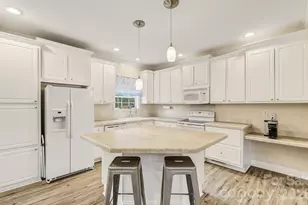 40 Liberty Rd, Candler, NC 28715 - Photo 4