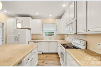 40 Liberty Road, Candler, NC 28715 - Photo 10