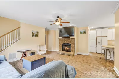 40 Liberty Road, Candler, NC 28715 - Photo 6