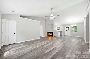 6324 Grove Park Blvd, Charlotte, NC 28215 - Photo 4