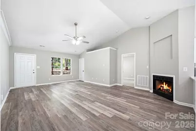 6324 Grove Park Boulevard, Charlotte, NC 28215 - Photo 6