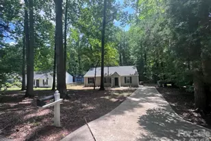 6324 Grove Park Blvd, Charlotte, NC 28215 - Photo 2