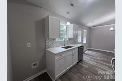 6324 Grove Park Boulevard, Charlotte, NC 28215 - Photo 6