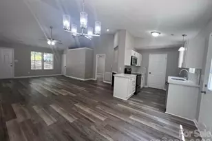 6324 Grove Park Blvd, Charlotte, NC 28215 - Photo 4