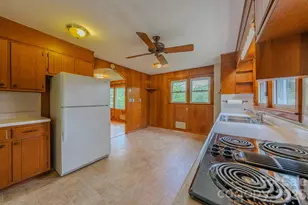 456 Lower Grassy Branch Rd, Asheville, NC 28805 - Photo 10