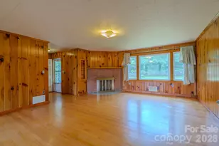 456 Lower Grassy Branch Rd, Asheville, NC 28805 - Photo 12