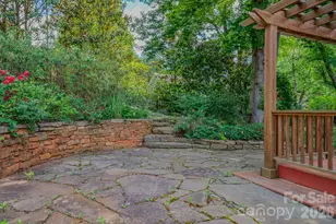 102 Forest Lake Dr, Asheville, NC 28803 - Photo 38