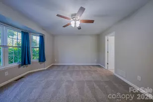 102 Forest Lake Dr, Asheville, NC 28803 - Photo 12