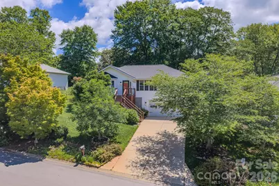 102 Forest Lake Drive, Asheville, NC 28803 - Photo 2