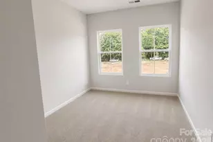 3626 Teslow Dr, Charlotte, NC 28215 - Photo 12