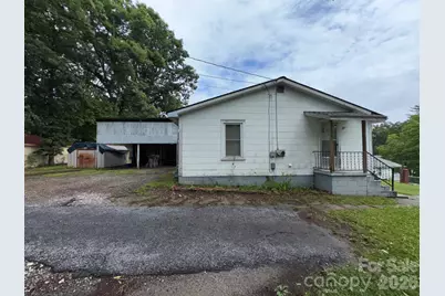 831/833 N Oak Street, Hendersonville, NC 28739 - Photo 16