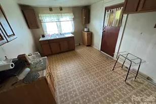 831/833 N Oak St, Hendersonville, NC 28739 - Photo 26
