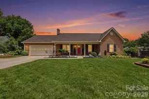 4 Fox Ridge Dr, Granite Falls, NC 28630 - Photo 2