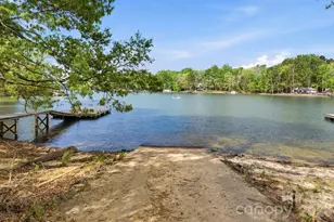 21217 Lake Run Dr, Charlotte, NC 28278 - Photo 36