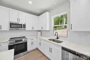 404 Brice St, Kings Mountain, NC 28086 - Photo 12