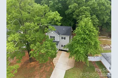 8625 Terra Cotta Drive, Charlotte, NC 28215 - Photo 6