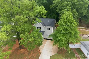 8625 Terra Cotta Dr, Charlotte, NC 28215 - Photo 6