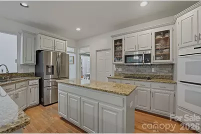 21311 Crown Lake Drive, Cornelius, NC 28031 - Photo 12