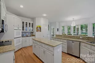 21311 Crown Lake Dr, Cornelius, NC 28031 - Photo 14