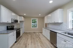 185 Garden Ln, Salisbury, NC 28146 - Photo 4