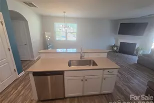 105 Tigris Trl, Fort Mill, SC 29715 - Photo 8
