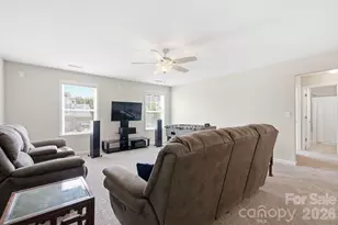2628 Courtland Dr, Clover, SC 29710 - Photo 16