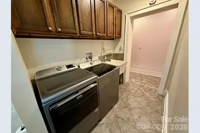 715 E Marion Street, Shelby, NC 28150 - Photo 32