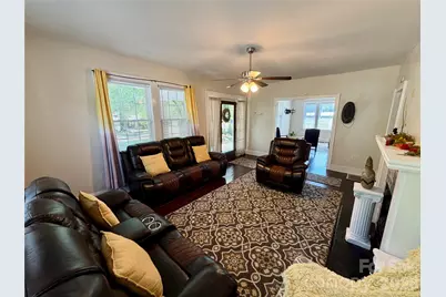 715 E Marion Street, Shelby, NC 28150 - Photo 6