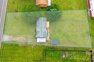 3617 Sulphur Springs Rd NE, Hickory, NC 28601 - Photo 30