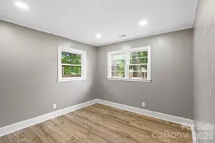 1626 Taylor Ave, Charlotte, NC 28216 - Photo 12