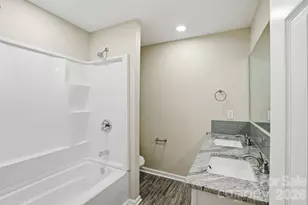 5232 Javitz Rd, Charlotte, NC 28216 - Photo 22