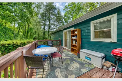112 Amelia Drive, Hendersonville, NC 28792 - Photo 16